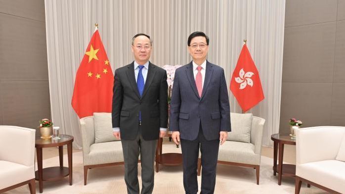 李家超与国家金融监督管理总局局长李云泽会面