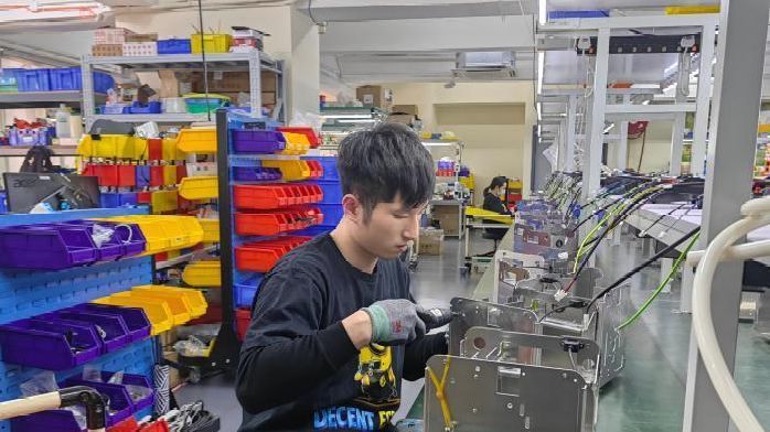 通讯：香港工业智能化转型闯出新路