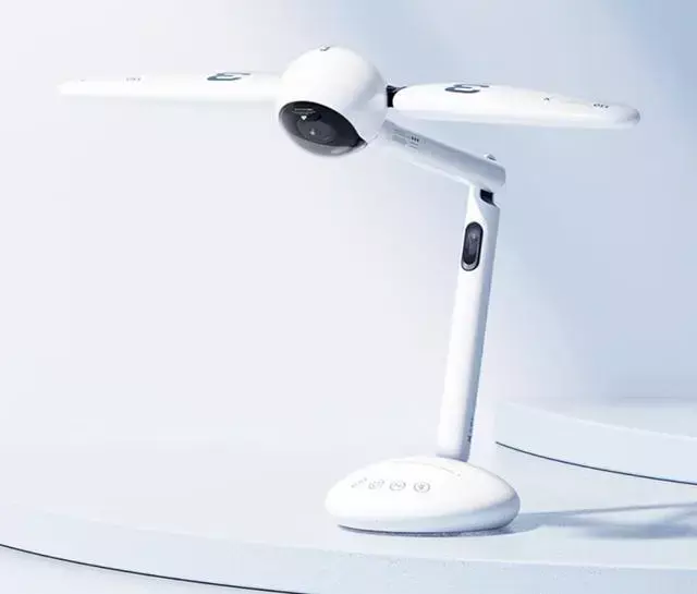 商湯推出消費級AI產品“元蘿卜光翼燈” 售價1699元