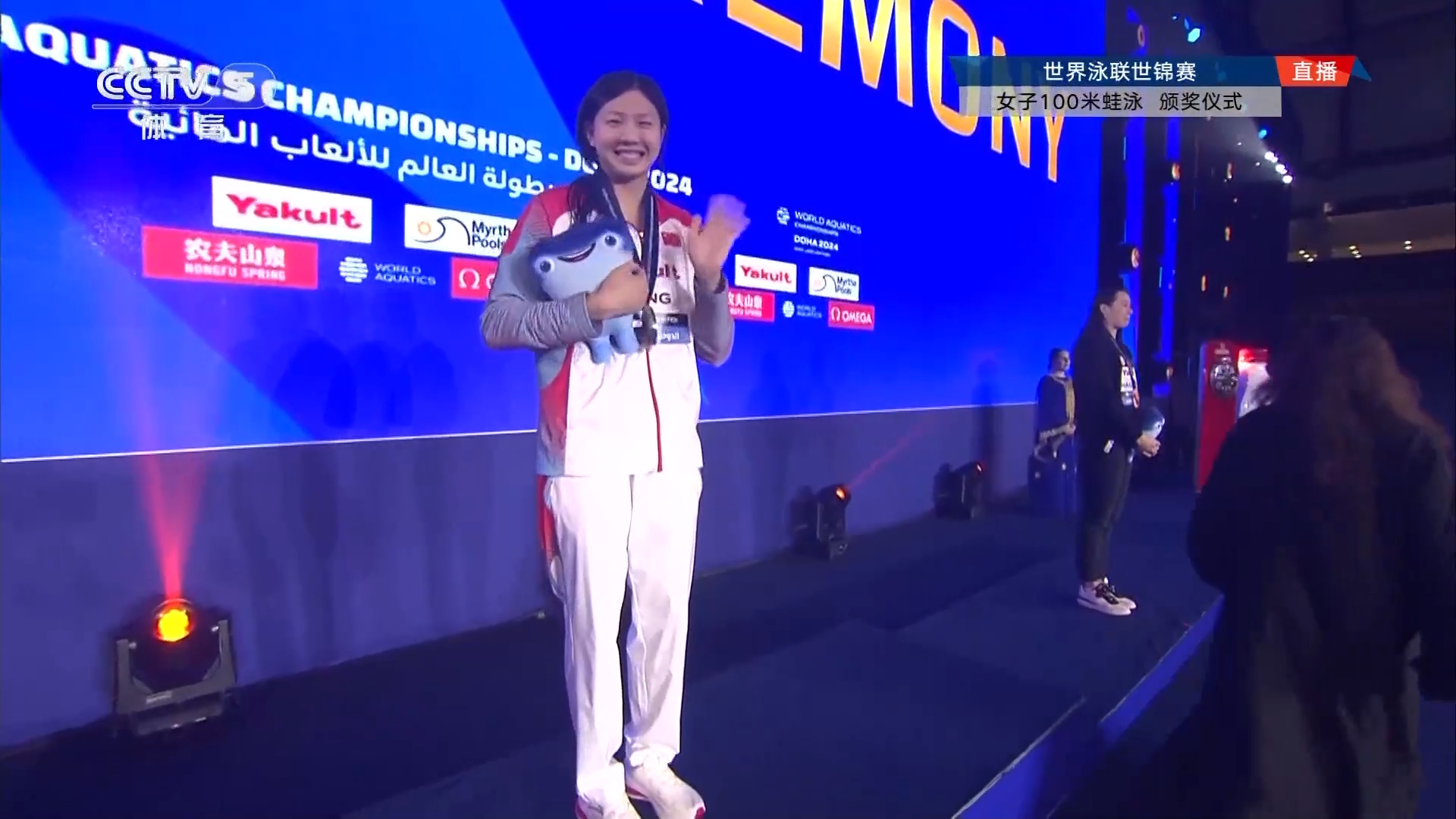 世界泳聯錦標賽：唐錢婷女子100米蛙泳奪金