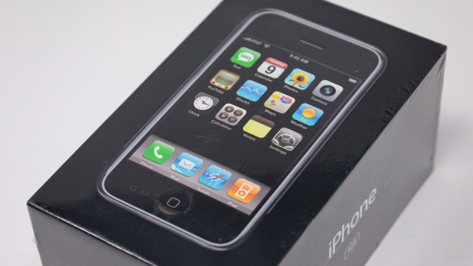 初代未拆封4GB版蘋果iPhone收藏熱度不減，拍出13萬美元高價